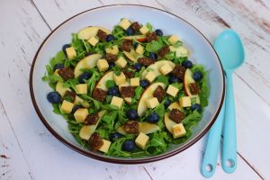 Salade – rucola | appel | blauwe bes | kaas | croutons
